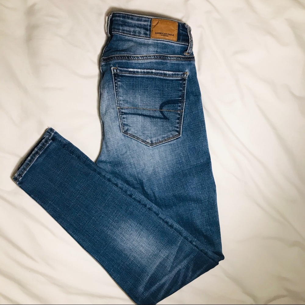 American Eagle High-Rise Jeggings